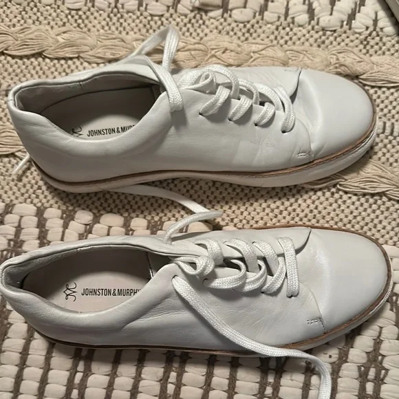 Johnston & Murphy Women's White Sneakers - Picture 1 of 4